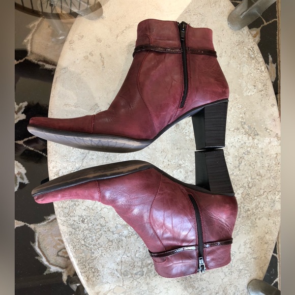 Dorking, Women’s 7.5 -38 Euro, Lightweight Leather Ankle Boots, Side Zip, GUC - Picture 6 of 16